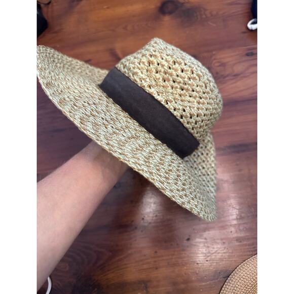 Eric Javits Wide Brim Packable Sunhat - Picture 8 of 9